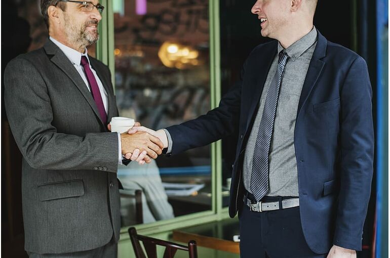 meeting-meet-shake-people