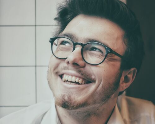 petr-sevcovic-e12wQLAjQi0-unsplash