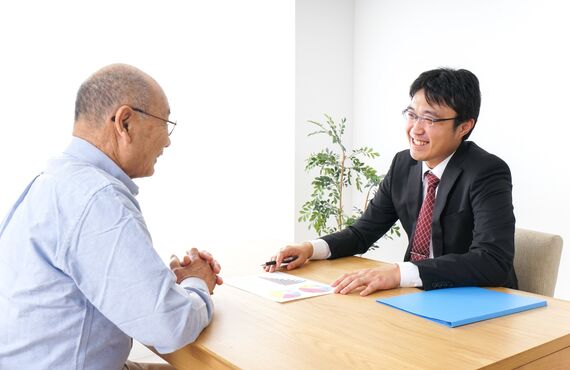 顧客の心理をつかむ営業方法を紹介した本